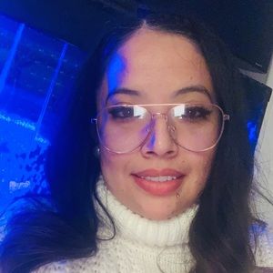 Meet your Posher, Blanca